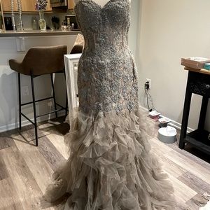 Jovani formal wear Size 4